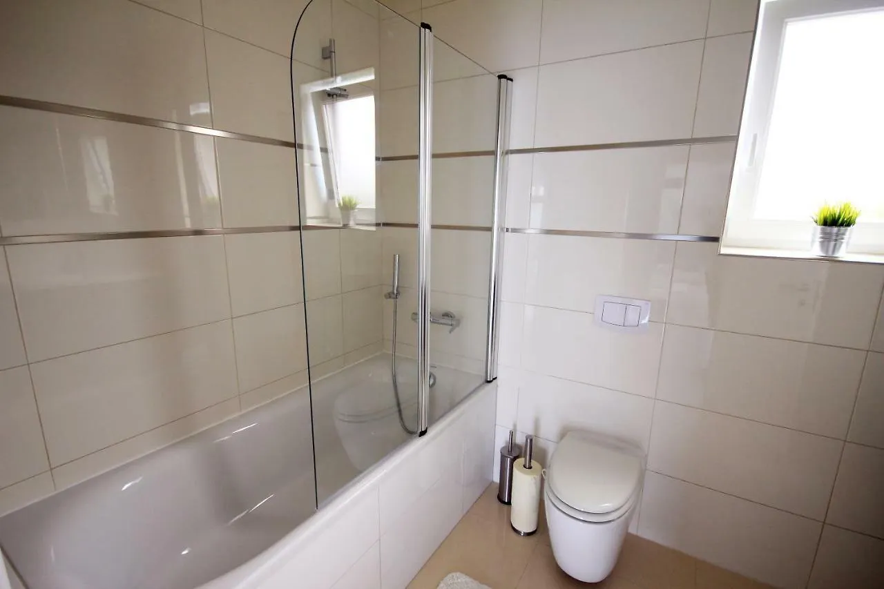 Villa Mantinela Apartments Malinska Kroatien